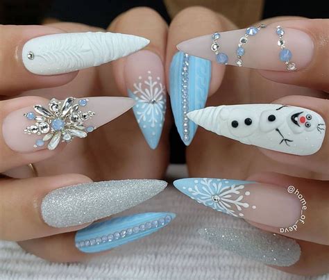 Pin By Tina Sohazardous On ☃christmas☃ In 2020 Christmas Nail