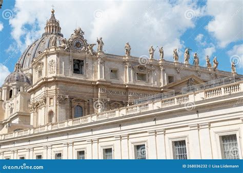 Architecture of St. Peter`s Basilica Stock Photo - Image of italy ...