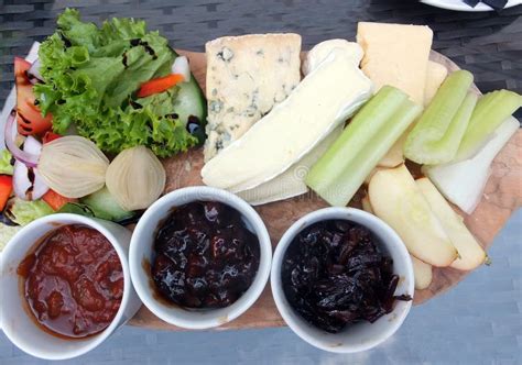 Stilton Mature Cheddar Ploughman S Stock Photos Free Royalty Free