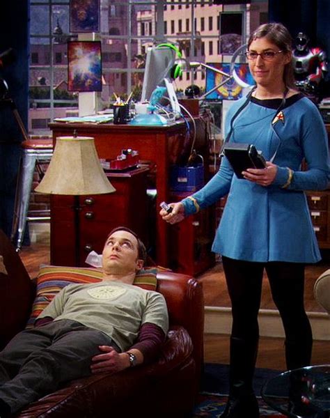 Theyre Playing Doctor Star Trek Style Lol The Big Bang Theory Big