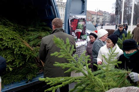 Visoje Lietuvoje Dalijamos Egli Akos Dovana Mogui Ir Nauda Mi Kui