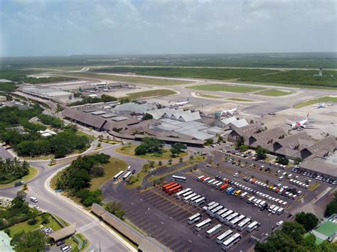 Aeropuerto Internacional de Punta Cana recibe certificación de higiene