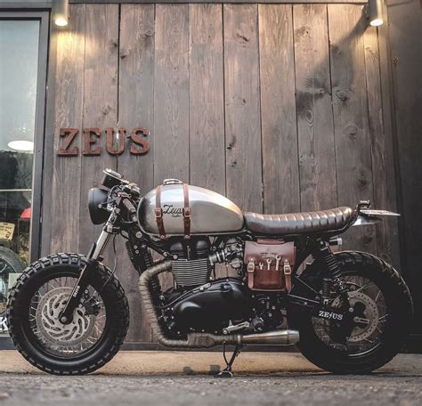 Triumph Bonneville T 100 Cafe Racer By Zeus Custom Custom Motorcycles