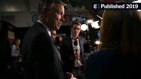 John Hickenlooper Mulling Ending Presidential Bid To Run For Senate