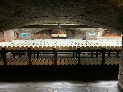 Société Des Caves Roquefort Visite Des Caves Roquefort Sur Soulzon 2019 Ce Quil Faut