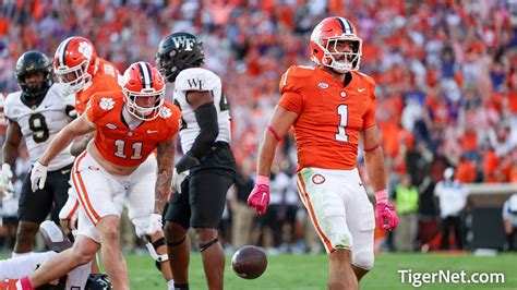 Clemson Football Photo Of Will Shipley And Wake Forest Tigernet