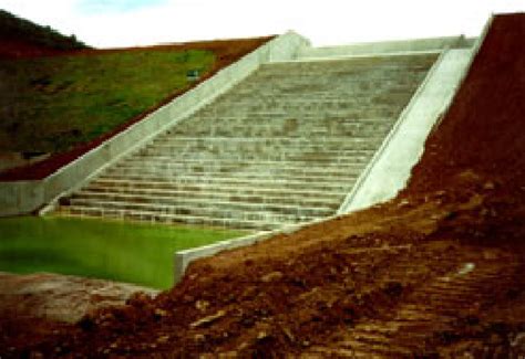 Example Of A Stepped Spillway Download Scientific Diagram