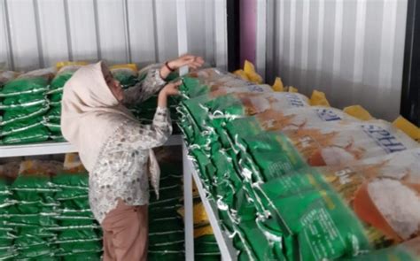 Harga Dan Stok Beras Terjaga Transaksi Warung Tpid Surabaya Capai