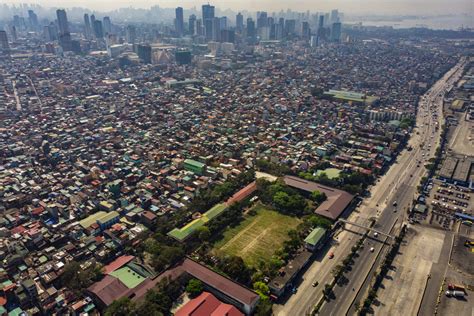 As maiores favelas do mundo Conheça a representante do Brasil