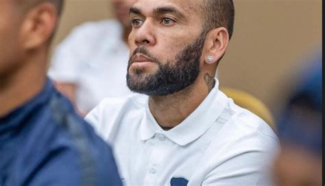 Dani Alves a prisión provisional por ser el presunto autor de una