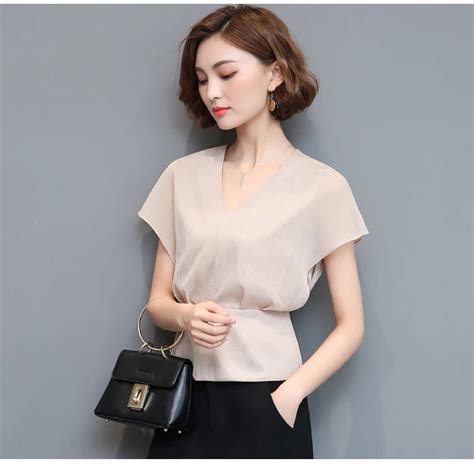 2017 Women Summer New Arrivals Blouse Fashion Short Sleeve V Neck Solid