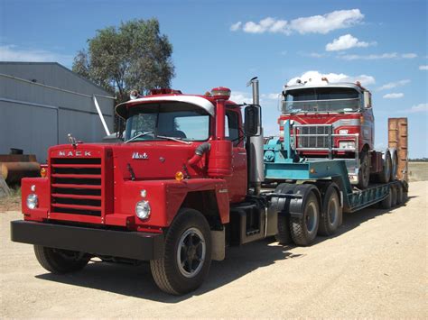 Australian Macks - Antique and Classic Mack Trucks General Discussion ...