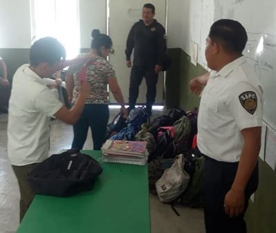 Oye Chiapas Realiza SSyPC Operativo Mochila En Escuela De Tuxtla