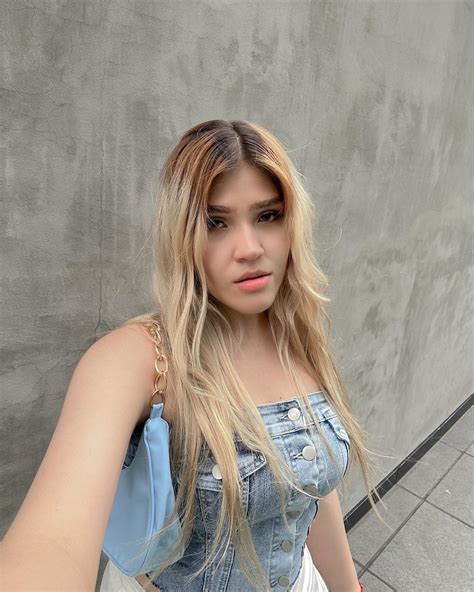 Ally Allycardenaas • Instagram Photos And Videos