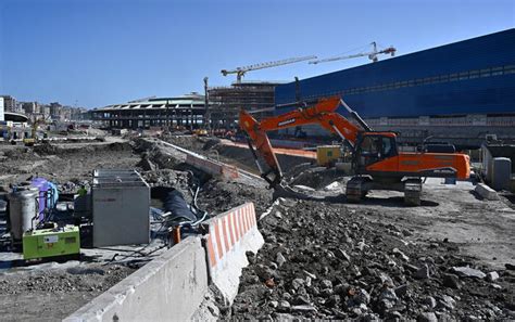 Controlli Al Cantiere Del Palasport Irregolarit Sicurezza Dei