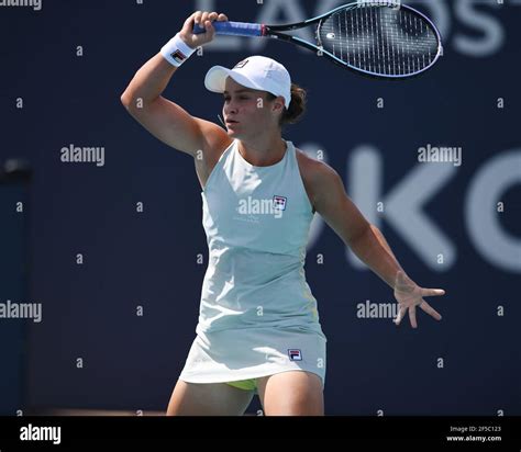 Miami Gardens Fl Usa Th Mar Ashleigh Barty Vs Kristina