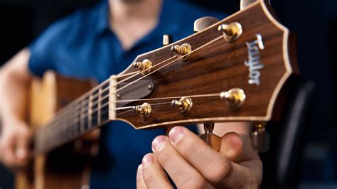 How To Tune A The Guitar Guitar Lessons For Beginners