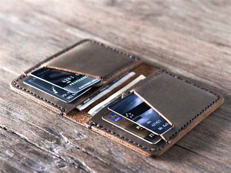 Men’s Slim Wallet - Slim Wallets Best Designs - Gifts For Men