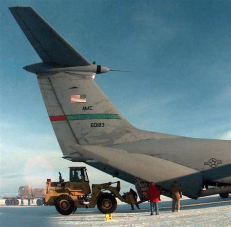 C 141 Starlifter