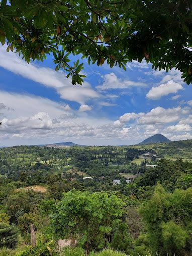 Wisata Bukit Pelangi Sentul Yang Wisatawan Harus Tahu Campa Tour And