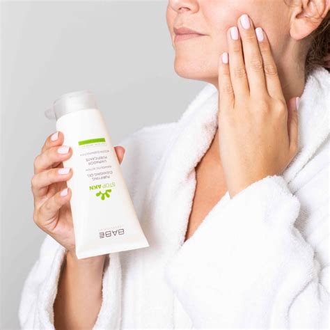 Gel R A M T Cho Da D U M N Laboratorios Babe Stop Akn Purifying Cleans Lam Th O Cosmetics