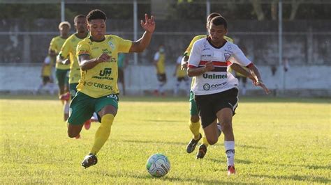 Serra abre dois gols de vantagem e sofre empate para o Nova Venécia na