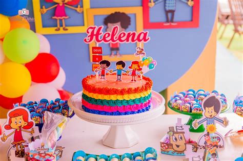 Bolo de aniversário Tema 3 Palavrinhas Decoração infantil