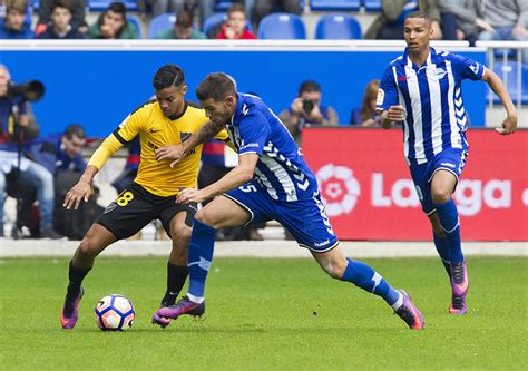 Nhận định Deportivo Alavés vs Real Valladolid 19h00 ngày 09 11