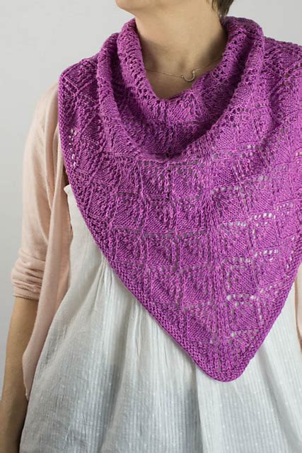 Ravelry Purple Haze Cowl Pattern By Kelene Kinnersly