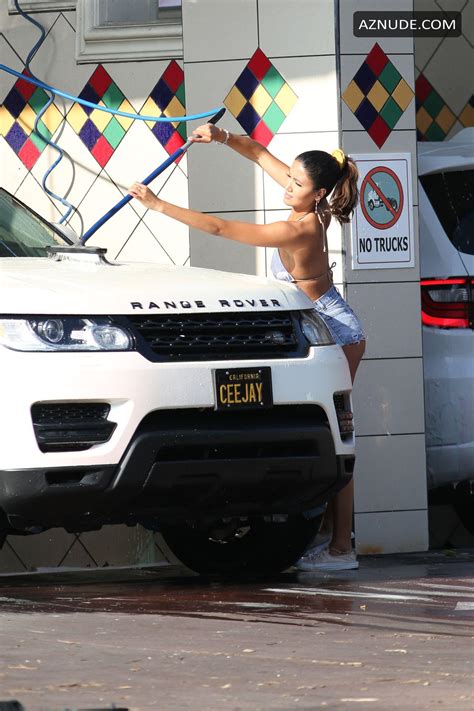 CJ Franco Strips To Her Bikini While Going To The Car Wash To Clean Up Her Range Rover In Santa