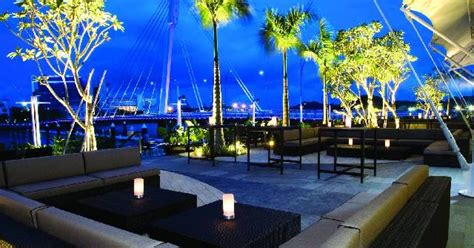 Top 10 Waterfront Bars | SG Magazine Online