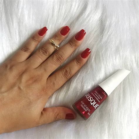 Esmalte Vermelho Cor Hoje Só Volto Amanhã Coleção Escuros da Risqué