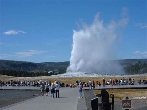 10 Interesting Old Faithful Facts | My Interesting Facts