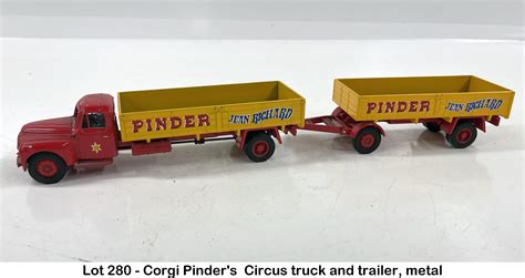 At Auction Corgi Pinders Circus Truck And Trailer