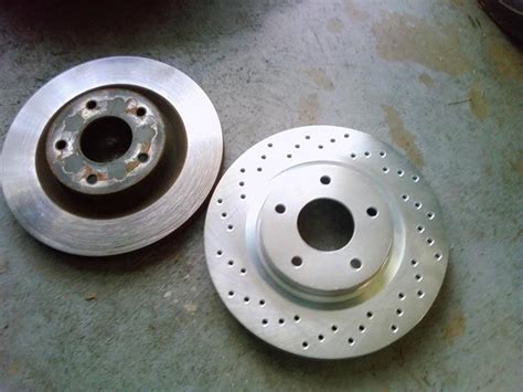 How To Replace The Rotors On A Nissan Maxima