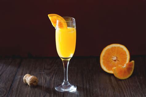 Mimosa Cocktail - Italian recipes by GialloZafferano