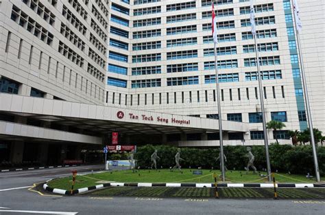 Day View Of Tan Tock Seng Hospital It Is A Tertiary Referral Hospital