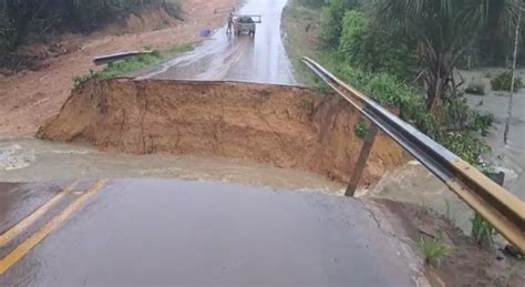 Trecho De Estrada Na Ladeira Do Buriti Da Am Desaba Depois De