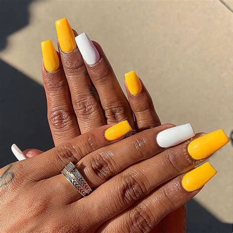 The Best Pale Yellow Nail Ideas 2022 Fsabd42