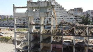 Vela Verde Di Scampia Cade Il Simbolo Di Gomorra Dopo Oltre 40 Anni Di