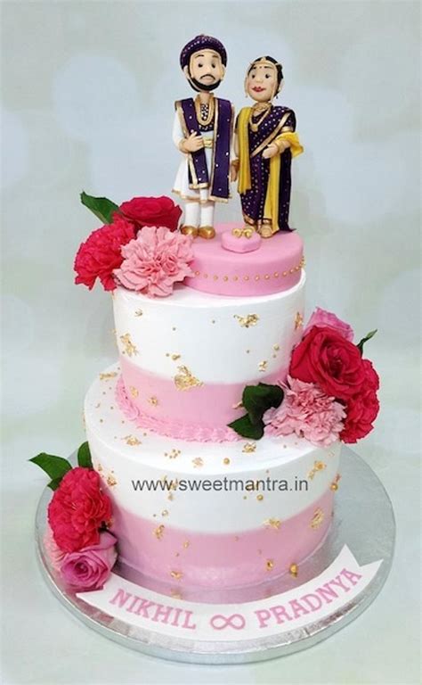 Wedding Couple Cake Decorated Cake By Sweet Mantra Cakesdecor