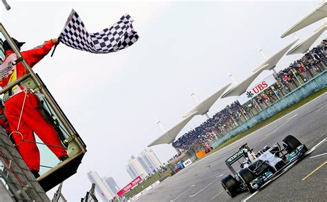 Formula 1 Marshal Accidentally Waves Checkered Flag One Lap Too Early