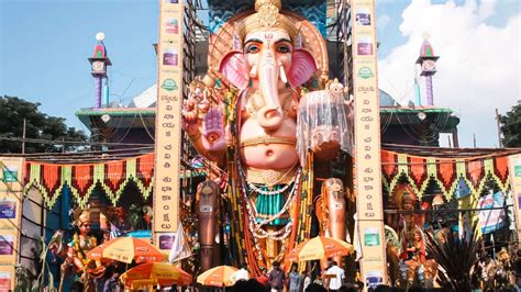 5 Cities To Celebrate The Vibrancy Of Ganesh Chaturthi In India