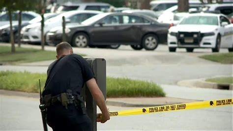 Virginia Beach Shooting 12 Dead As Gunman Opens Fire On Colleagues