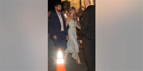 Taylor Swift Stuns At Wedding After Causing Chaotic Mob Scene At Rehearsal Dinner Mr Mehra