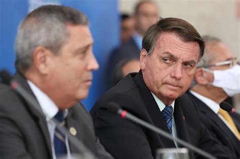 Bolsonaro Sinaliza Que Braga Netto Pode Integrar A Chapa Na Vice