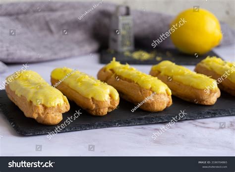 1317 Mini Eclairs Immagini Foto Stock E Grafica Vettoriale Shutterstock