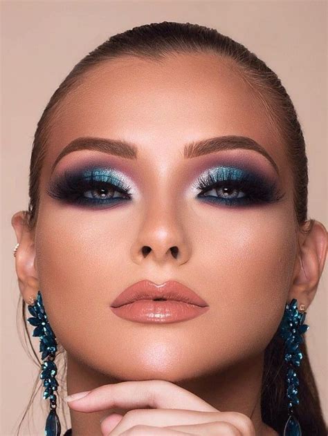 Pin De Dominik Polák En Photography Maquillaje Extravagante Cara Hermosa Belleza Femenina