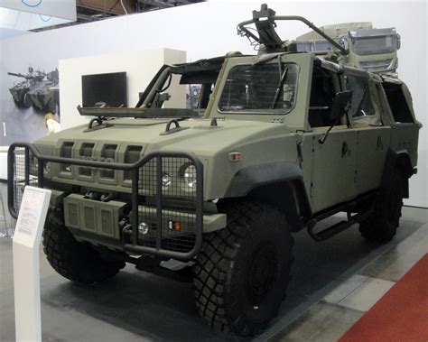 iveco lmv warplace