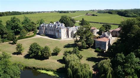 Chateau Du Coing Route Des Vins Val De Loire Vend E Saint Fiacre